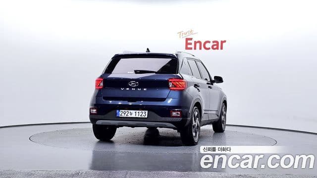 Hyundai Venue Premium, 2026 4