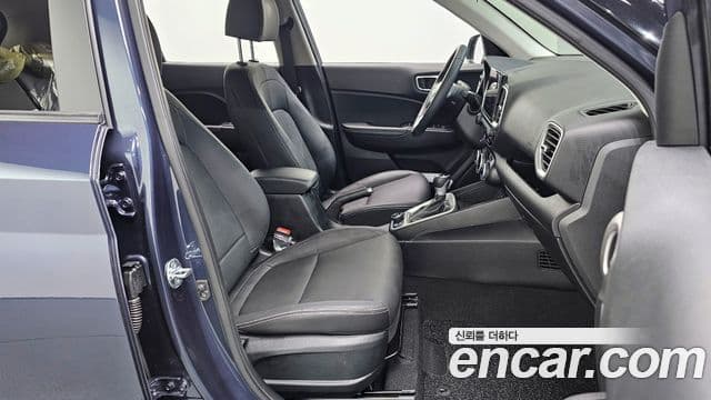 Hyundai Venue Premium, 2026 10