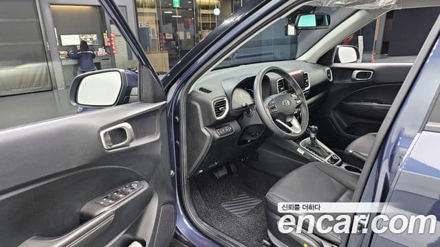 Hyundai Venue Premium, 2026 11