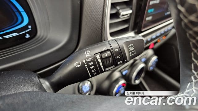 Hyundai Venue Premium, 2026 18