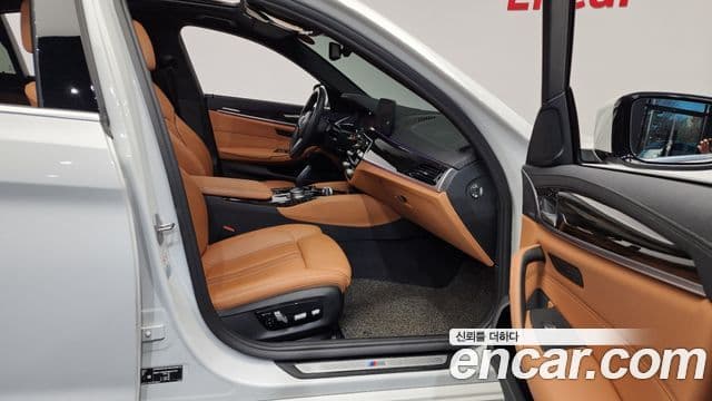 BMW 5시리즈 (G30) 520i M Sport, 2022 11