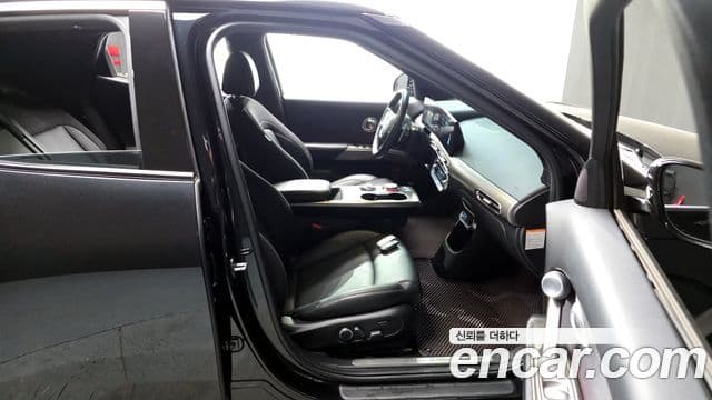 Genesis GV60 Standard, 2022 11