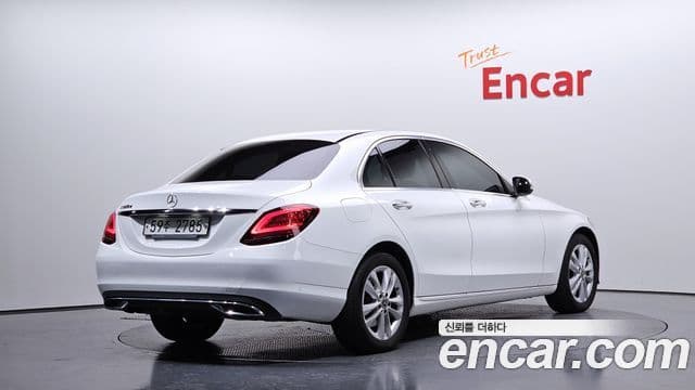 Mercedes-Benz C-класс W205 Avantgarde, 2019 2