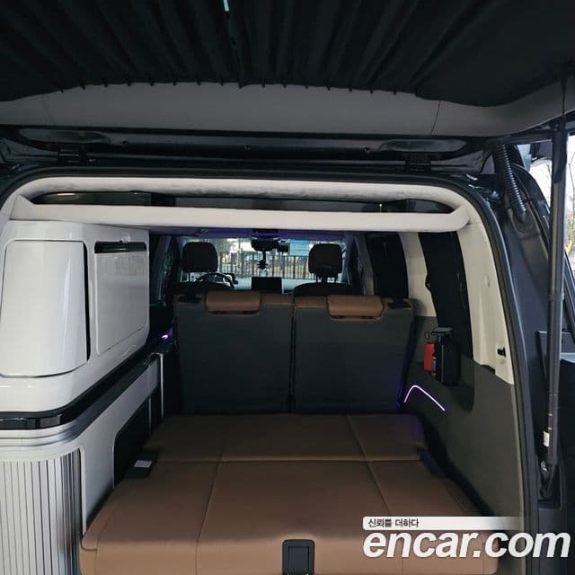Hyundai Staria Prestige Camper 4인승, 2025 7
