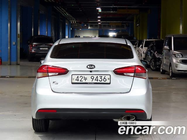 Kia The / новый New K3 Style, 2017 4