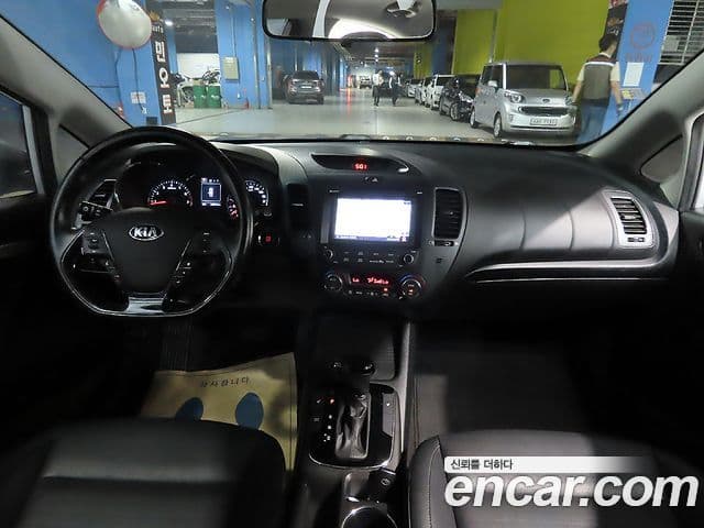 Kia The / новый New K3 Style, 2017 7