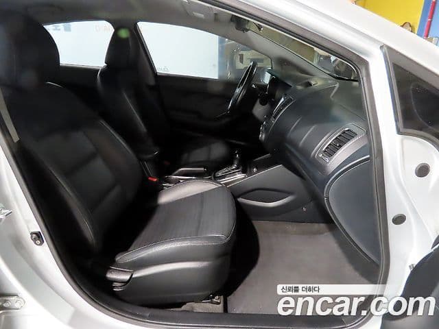 Kia The / новый New K3 Style, 2017 11