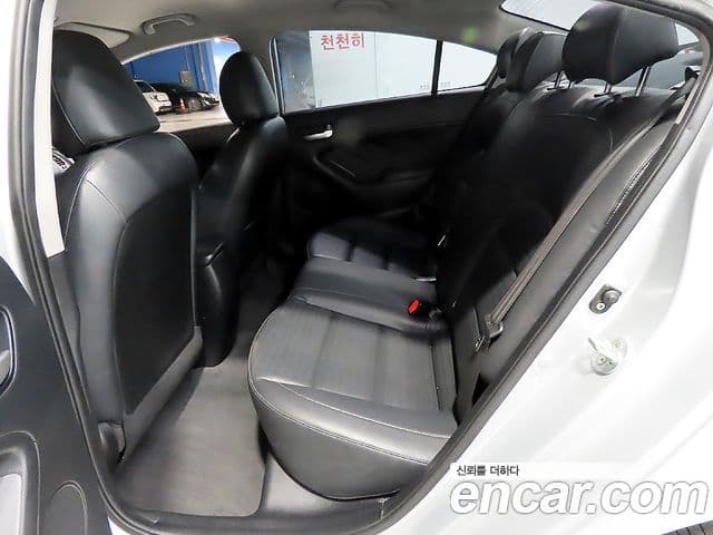 Kia The / новый New K3 Style, 2017 12