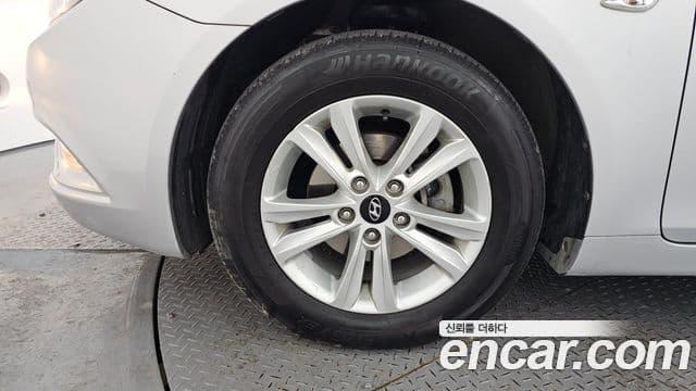 Hyundai YF Sonata Premier, 2011 все фото