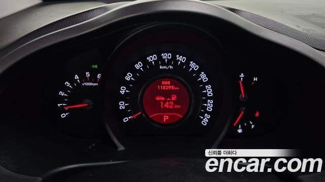 Kia Sportage R Premium, 2011 8