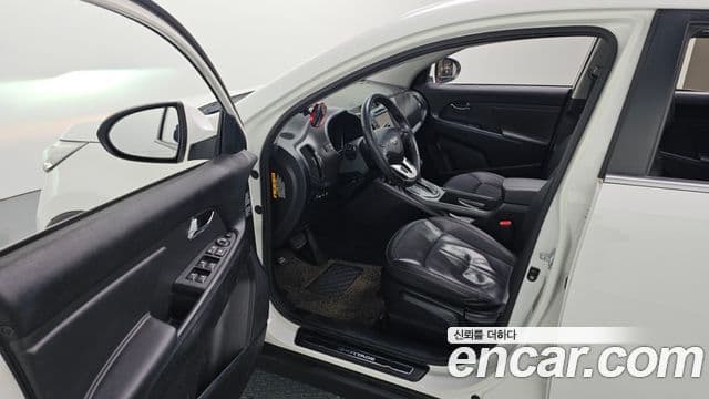 Kia Sportage R Premium, 2011 10