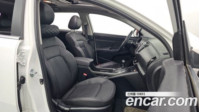 Kia Sportage R Premium, 2011 11