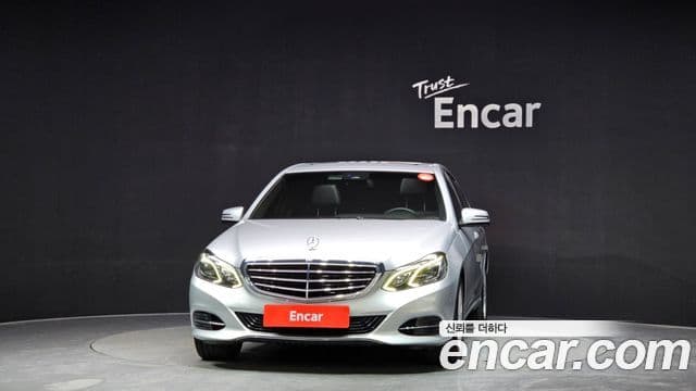 Mercedes-Benz E-класс W212 E200 Elegance, 2014 3