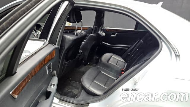 Mercedes-Benz E-класс W212 E200 Elegance, 2014 12