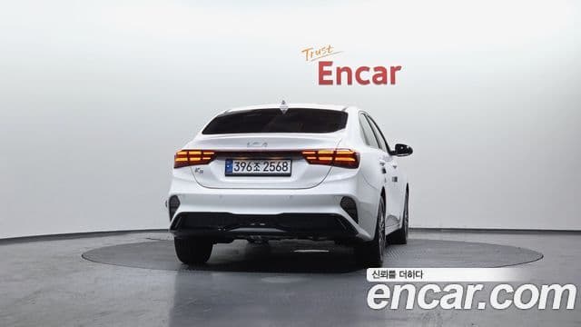 Kia The / новый New K3 2세대 Signature, 2024 4