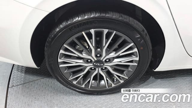 Kia The / новый New K3 2세대 Signature, 2024 все фото