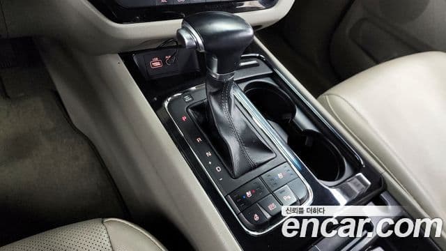 Kia All New Carnival Prestige, 2018 9