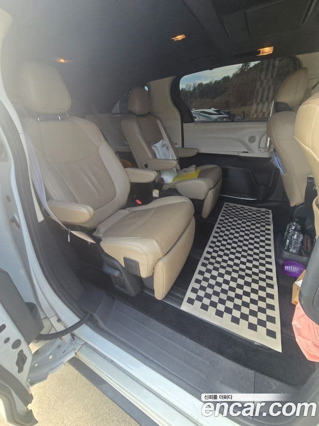 Toyota Sienna 4세대, 2021 9