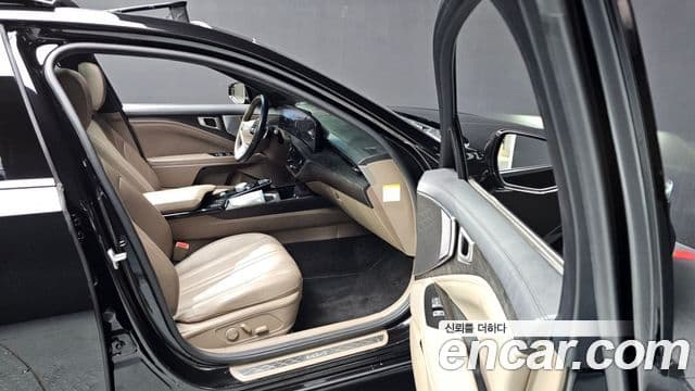 Kia K8 гибрид Noblesse Light, 2022 11