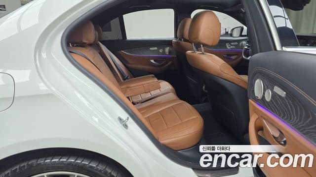 Mercedes-Benz E-класс W213 AMG Line, 2021 12