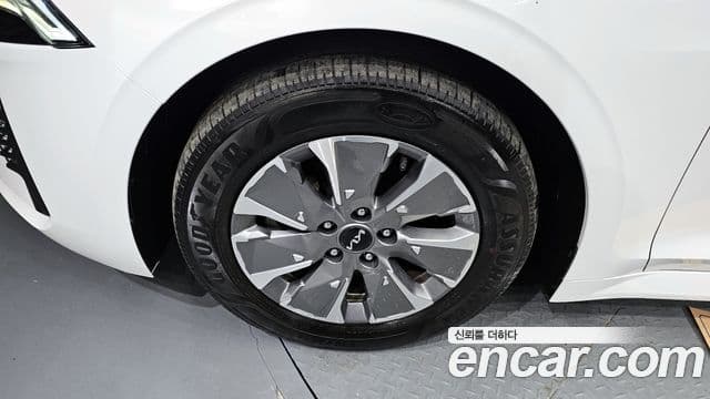 Kia K5 гибрид 3세대 Trendy, 2022 все фото