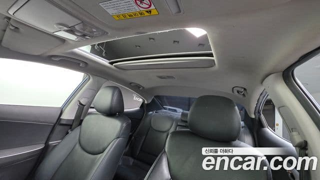 Hyundai Avante MD M16 GDI Blue Saver, 2012 11