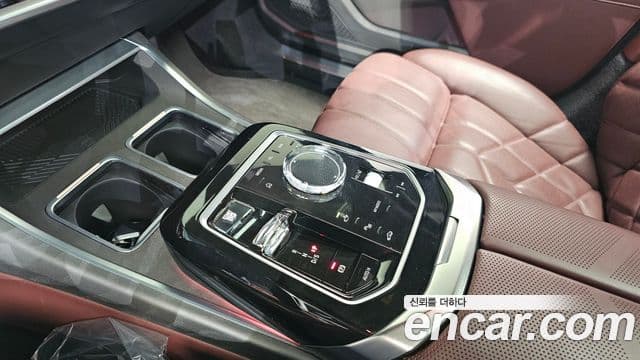 BMW 7시리즈 (G70) 740d xDrive Design Pure Excellence, 2023 9