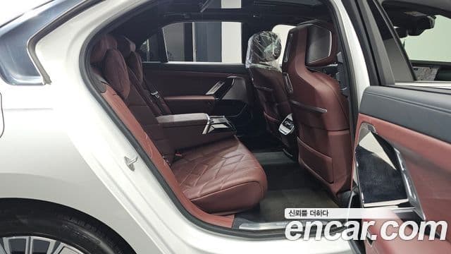 BMW 7시리즈 (G70) 740d xDrive Design Pure Excellence, 2023 12