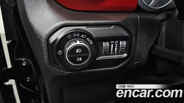 Jeep Wrangler (JL) 2.0 Rubicon high 4도어, 2018 14