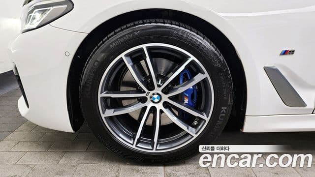 BMW 5시리즈 (G30) 520i M Sport, 2022 все фото