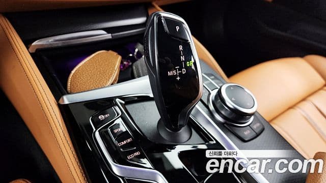 BMW 5시리즈 (G30) 520i M Sport, 2022 9
