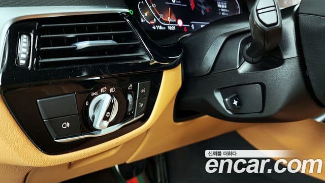 BMW 5시리즈 (G30) 520i M Sport, 2022 16