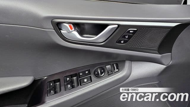 Hyundai Ioniq гибрид, 2019 18