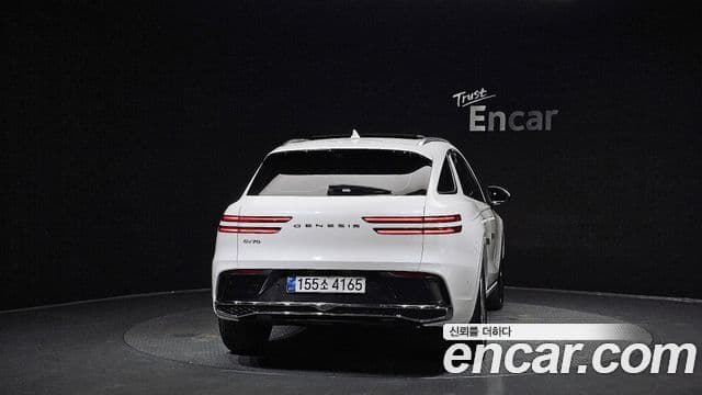 Genesis GV70, 2025 4