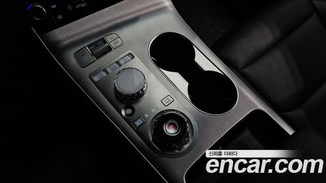 Genesis GV70, 2025 9