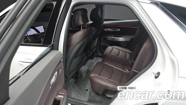 Genesis GV70, 2025 11