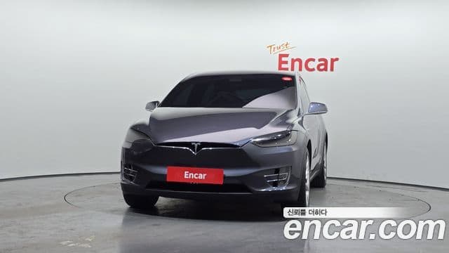 Tesla модель X Long Range, 2019 3