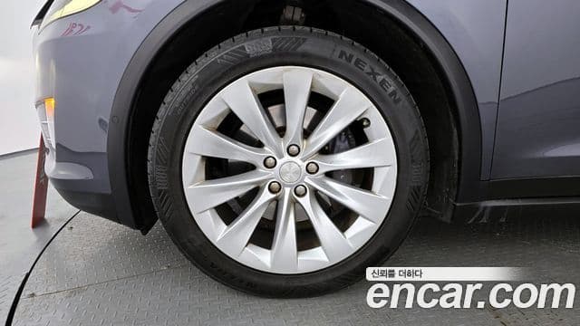 Tesla модель X Long Range, 2019 все фото