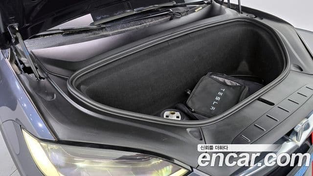 Tesla модель X Long Range, 2019 6