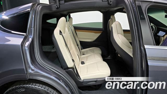 Tesla модель X Long Range, 2019 12