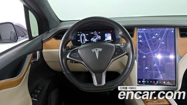 Tesla модель X Long Range, 2019 13
