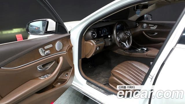Mercedes-Benz E-класс W213 Exclusive, 2019 10