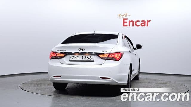Hyundai Sonata The / новый 브릴리언트 Premium, 2013 4