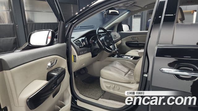 Kia All New Carnival Noblesse, 2018 10