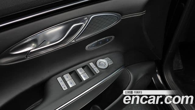 Genesis electrified GV70 e-AWD, 2022 17