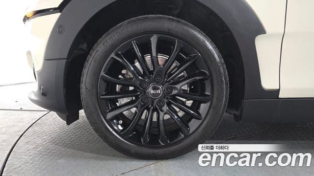 Mini Cooper 클럽맨 2세대, 2021 все фото