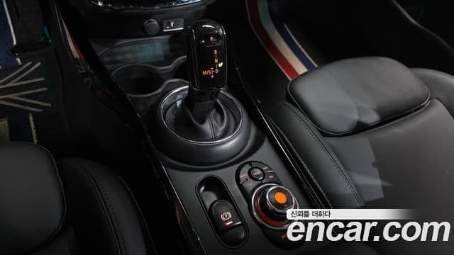 Mini Cooper 클럽맨 2세대, 2021 9