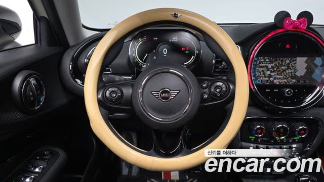 Mini Cooper 클럽맨 2세대, 2021 13