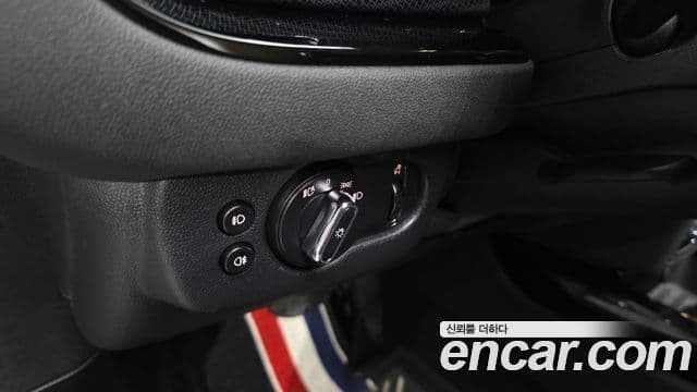 Mini Cooper 클럽맨 2세대, 2021 18