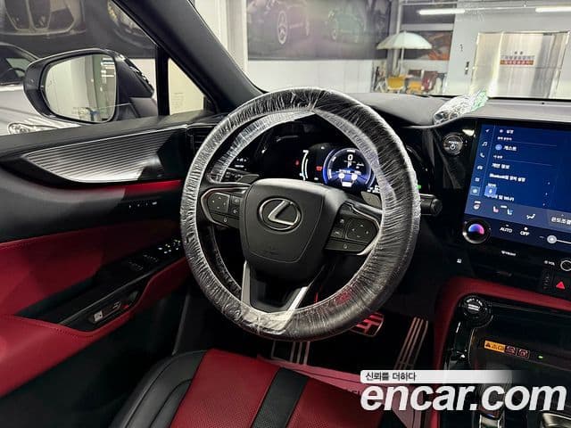 Lexus NX450h+ 2세대 F-Sport, 2024 14